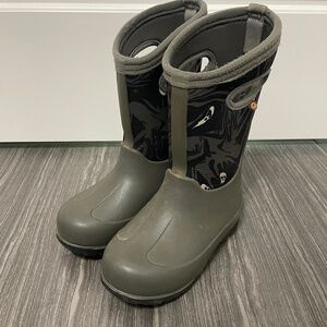 Boys boys size 12 winter boots